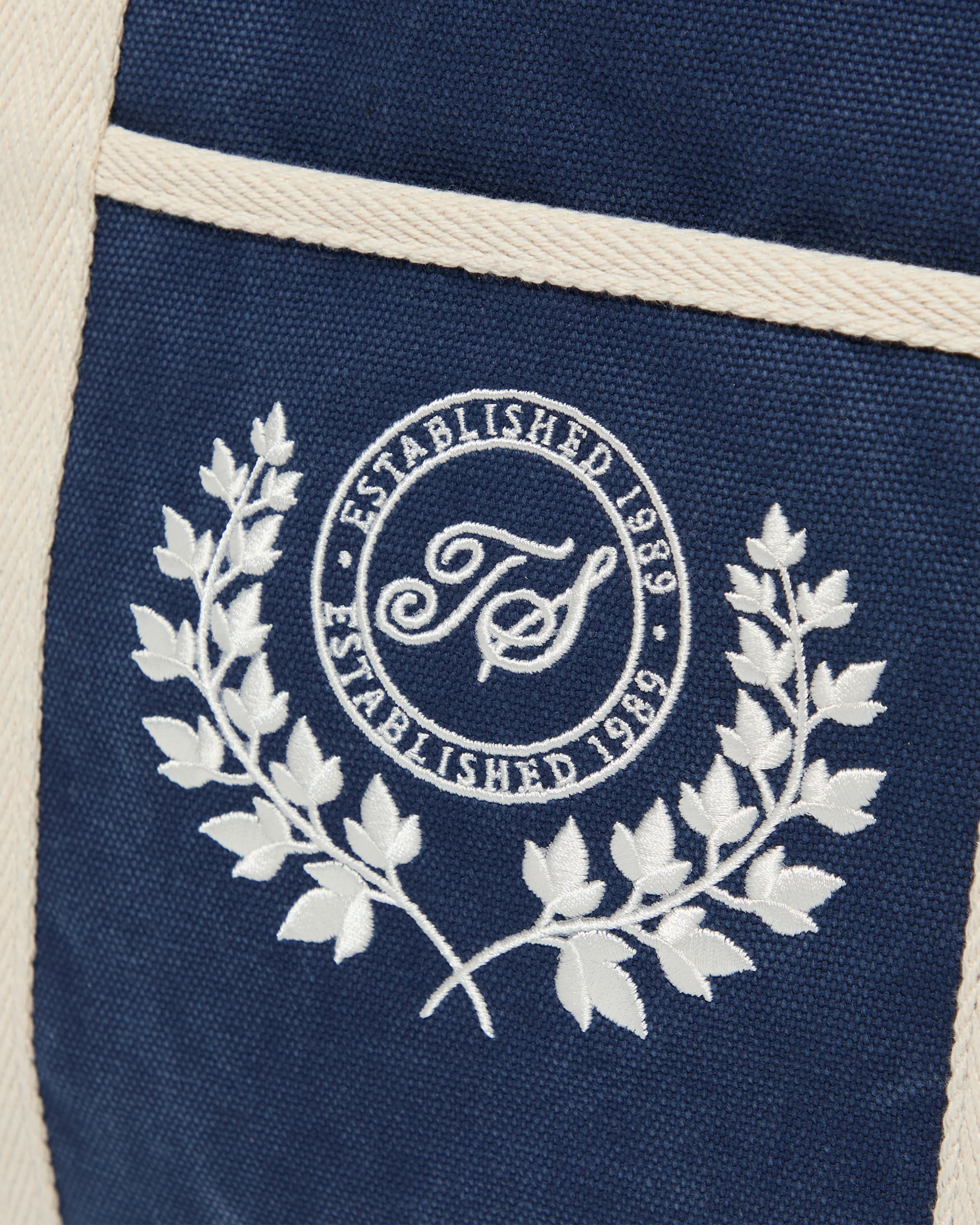 TS Crest Washed Navy Beach Bag - Image 7
